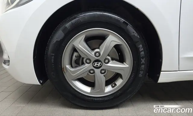 Hyundai Avante 2017 1.6 АКПП, миниатюра 4 Hyundai Avante 2017 1.6 АКПП, миниатюра 4