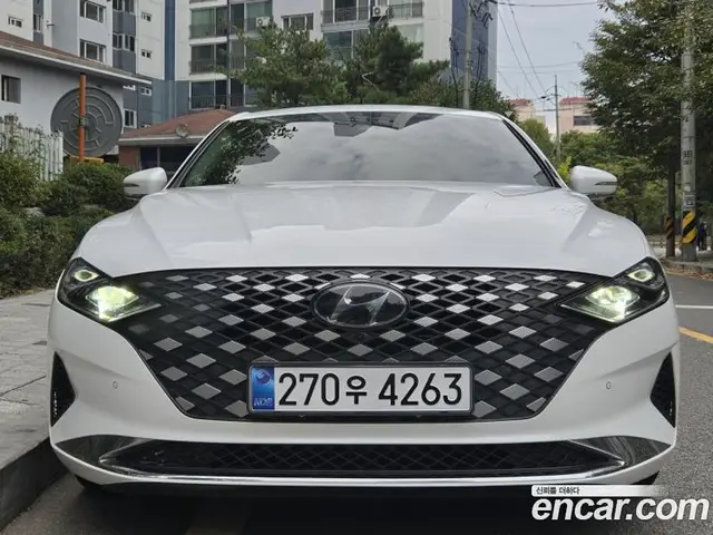 Hyundai Grandeur 2022 2.4 АКПП, миниатюра 3 Hyundai Grandeur 2022 2.4 АКПП, миниатюра 3