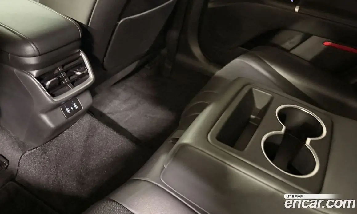 Hyundai Grandeur 2023 1.6 АКПП, фото 14