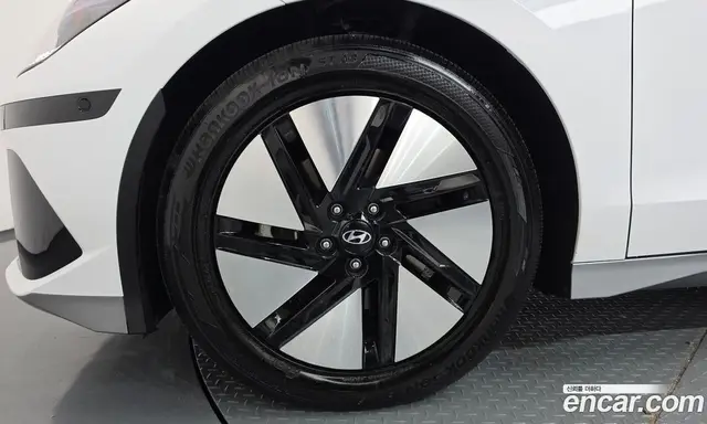 Hyundai Ioniq 6 2023 0.1 АКПП, миниатюра 5