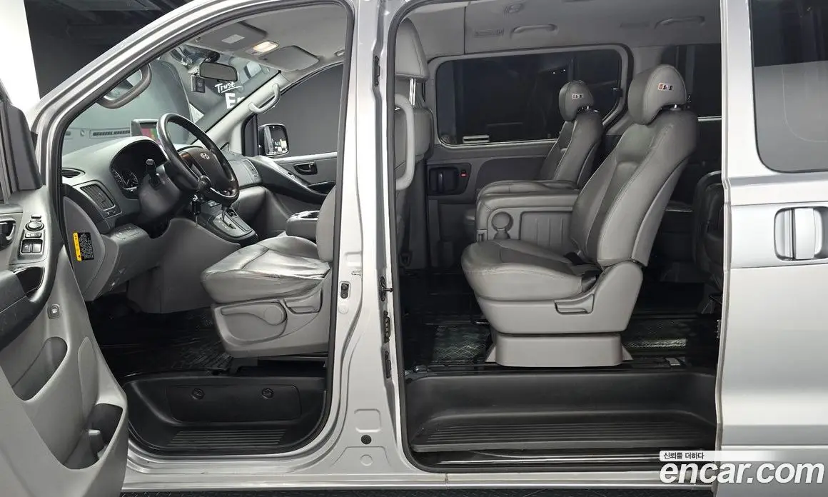 Hyundai Starex 2015 2.5 АКПП, фото 11