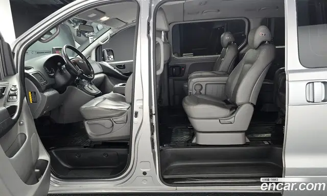 Hyundai Starex 2015 2.5 АКПП, миниатюра 11