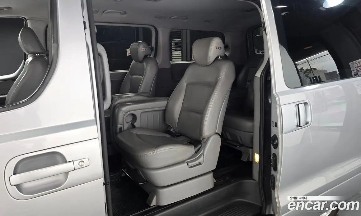 Hyundai Starex 2015 2.5 АКПП, фото 12