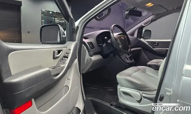 Hyundai Starex 2015 2.5 АКПП, миниатюра 10