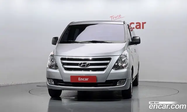 Hyundai Starex 2017 2.5 АКПП, миниатюра 3