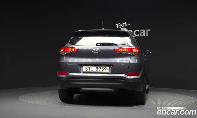 Hyundai Tucson 2015 1.7 АКПП, миниатюра 3