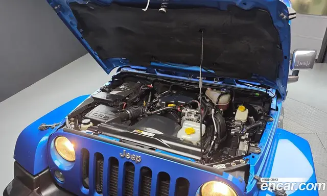 Jeep Wrangler 2015 2.8 АКПП, миниатюра 6