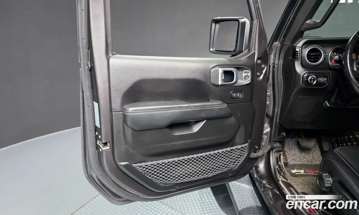 Jeep Wrangler 2019 2.0 АКПП, фото 13