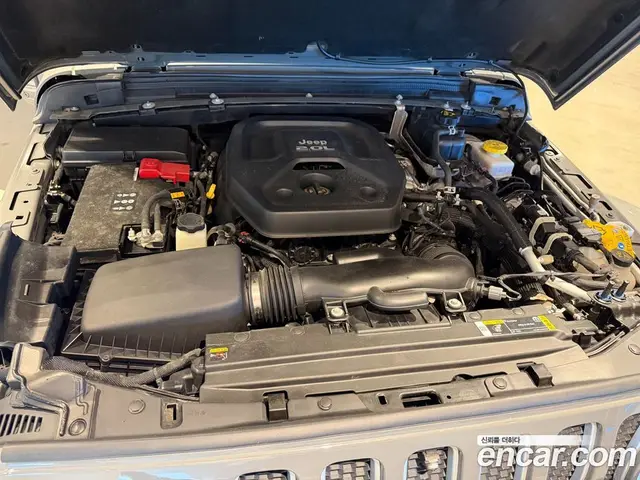 Jeep Wrangler 2023 2.0 АКПП, миниатюра 9 Jeep Wrangler 2023 2.0 АКПП, миниатюра 9