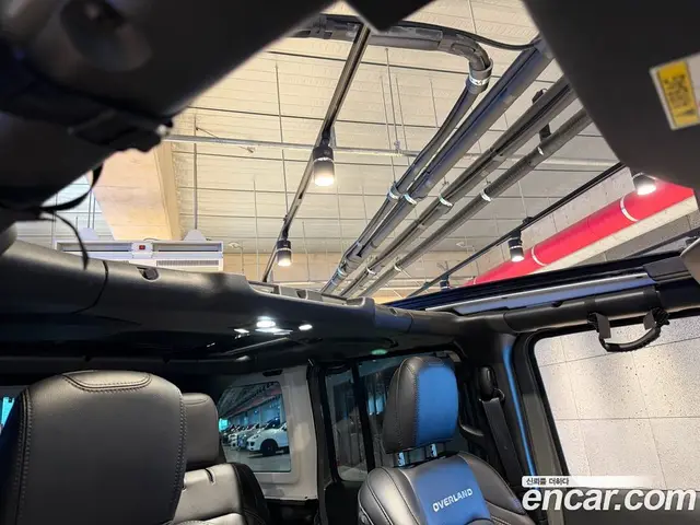 Jeep Wrangler 2023 2.0 АКПП, миниатюра 10 Jeep Wrangler 2023 2.0 АКПП, миниатюра 10