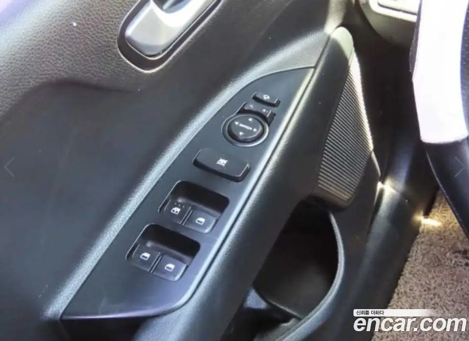 Kia Stonic 2018 1.6 АКПП, фото 13