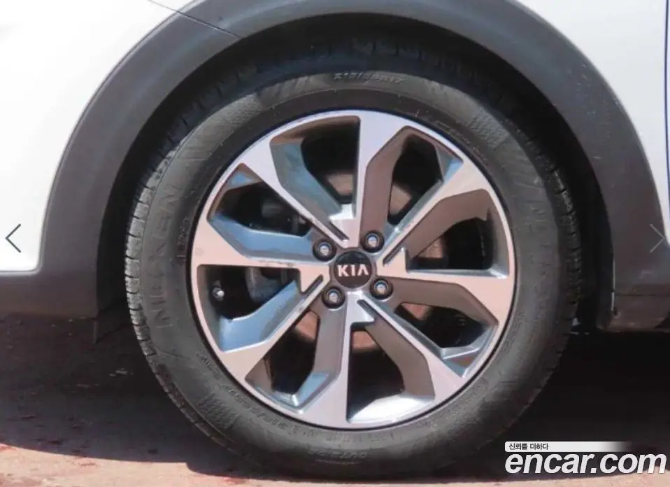 Kia Stonic 2018 1.6 АКПП, фото 20