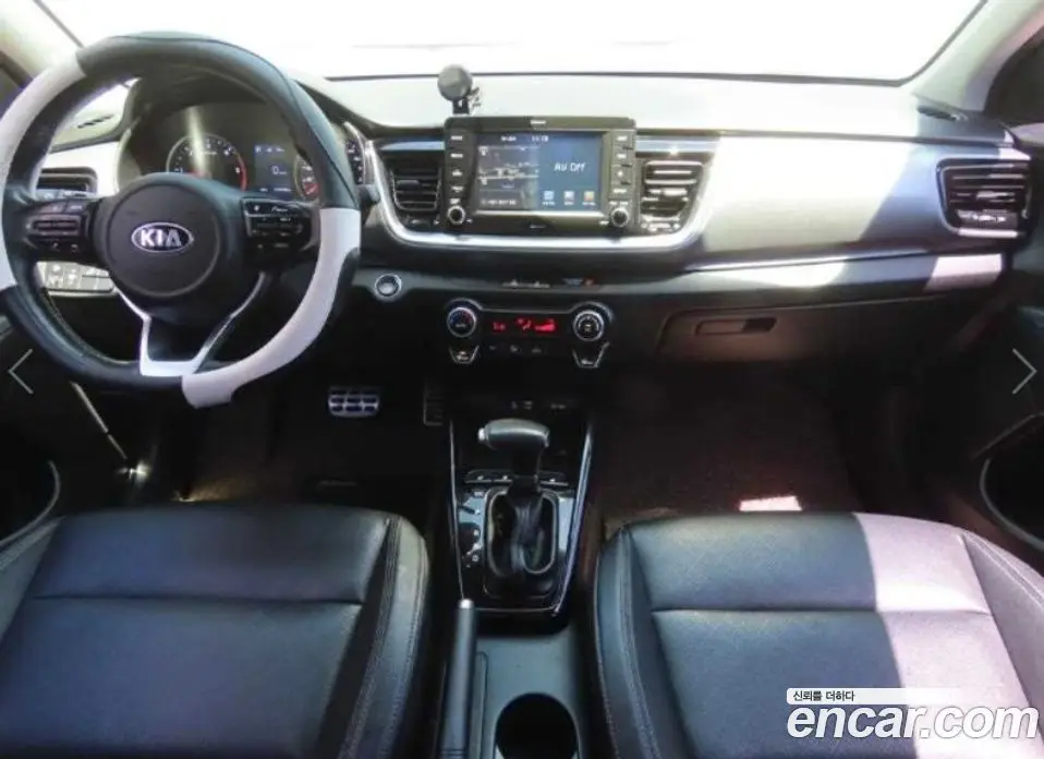 Kia Stonic 2018 1.6 АКПП, фото 7