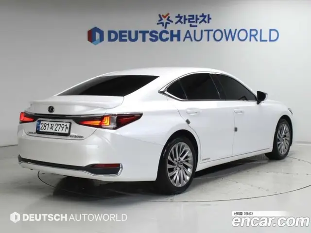 Lexus ES 2018 2.5 АКПП, миниатюра 2
