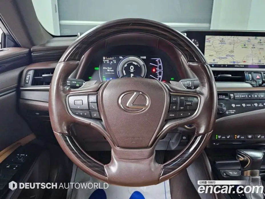 Lexus ES 2018 2.5 АКПП, фото 13