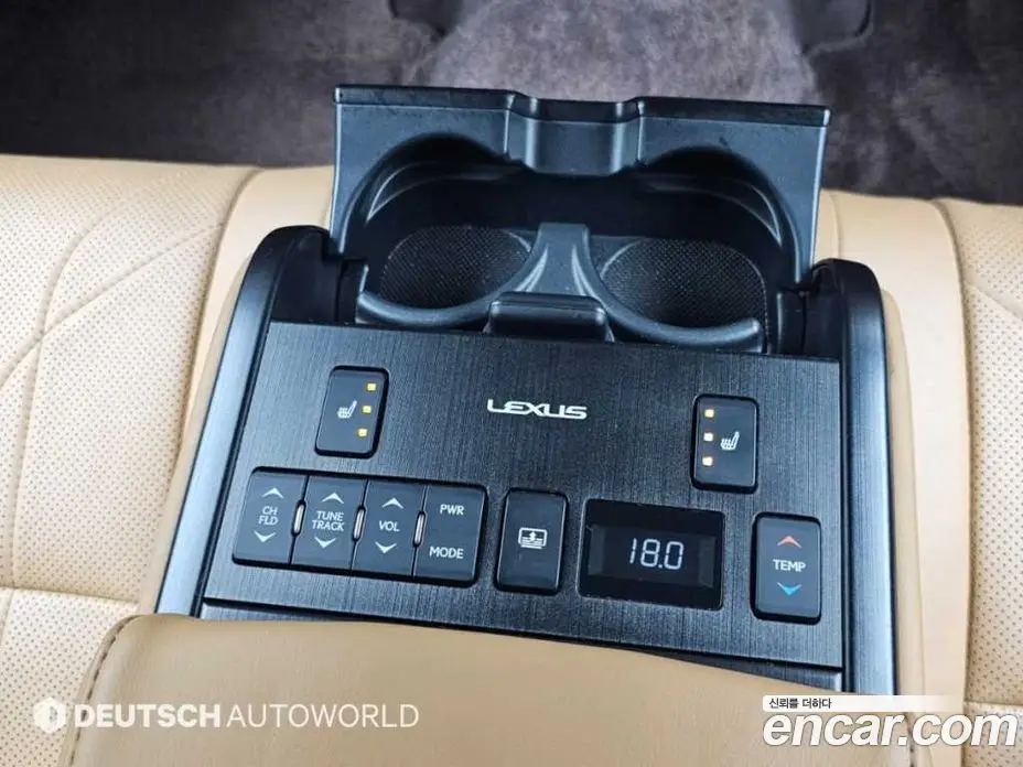 Lexus ES 2018 2.5 АКПП, фото 16