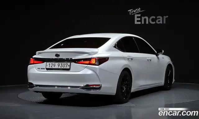 Lexus ES 2019 2.5 АКПП, миниатюра 2 Lexus ES 2019 2.5 АКПП, миниатюра 2