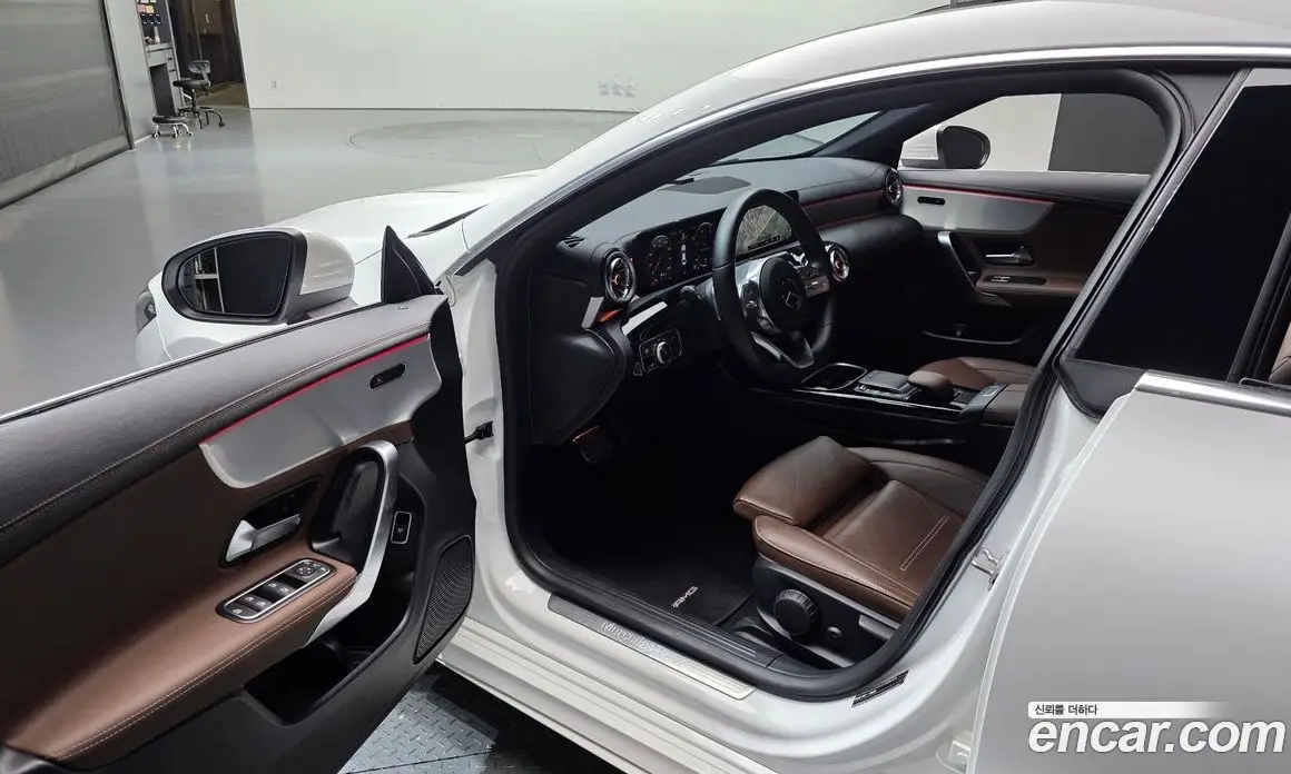 Mercedes-Benz CLA-Class 2022 2.0 АКПП, фото 13