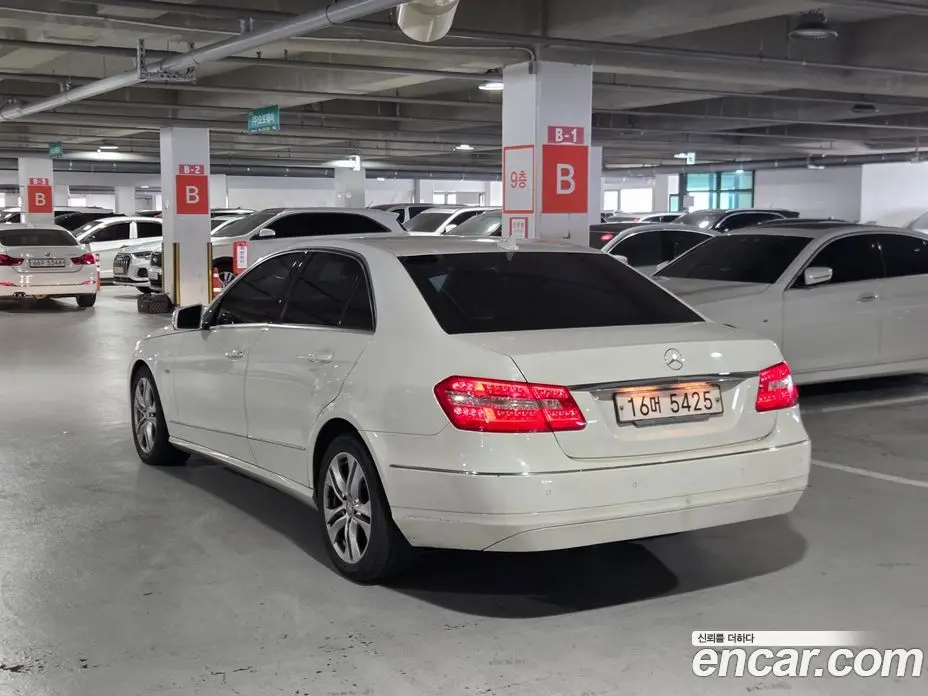 Mercedes-Benz E-Class 2011 2.1 АКПП, фото 3