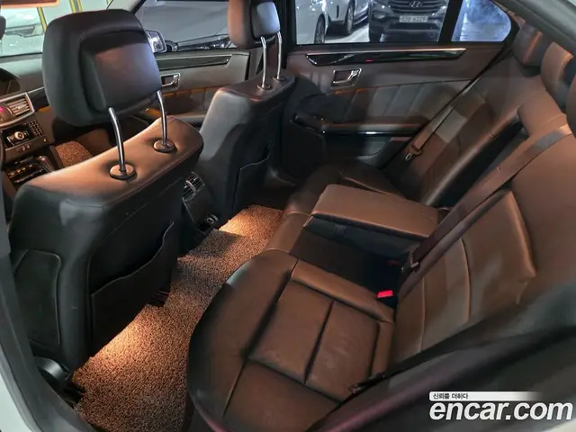 Mercedes-Benz E-Class 2011 2.1 АКПП, миниатюра 6