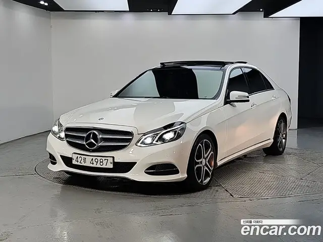 Mercedes-Benz E-Class, 2015, 230 637 км