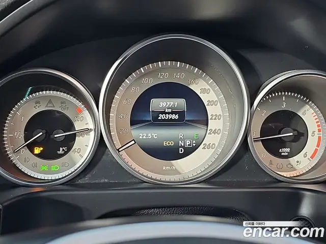Mercedes-Benz E-Class 2015 2.1 АКПП, миниатюра 7