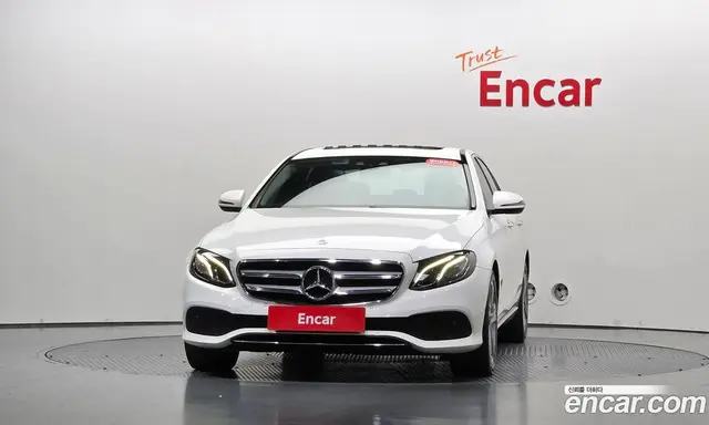 Mercedes-Benz E-Class 2017 2.0 АКПП, миниатюра 2