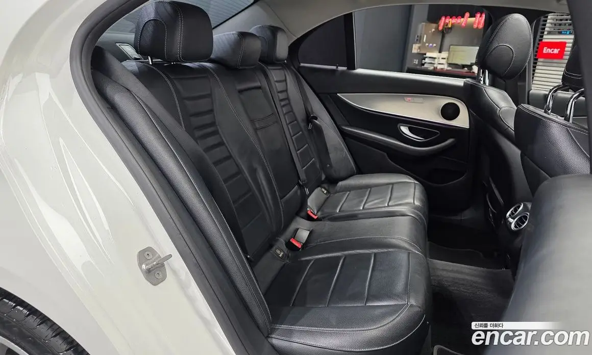 Mercedes-Benz E-Class 2017 2.0 АКПП, фото 17