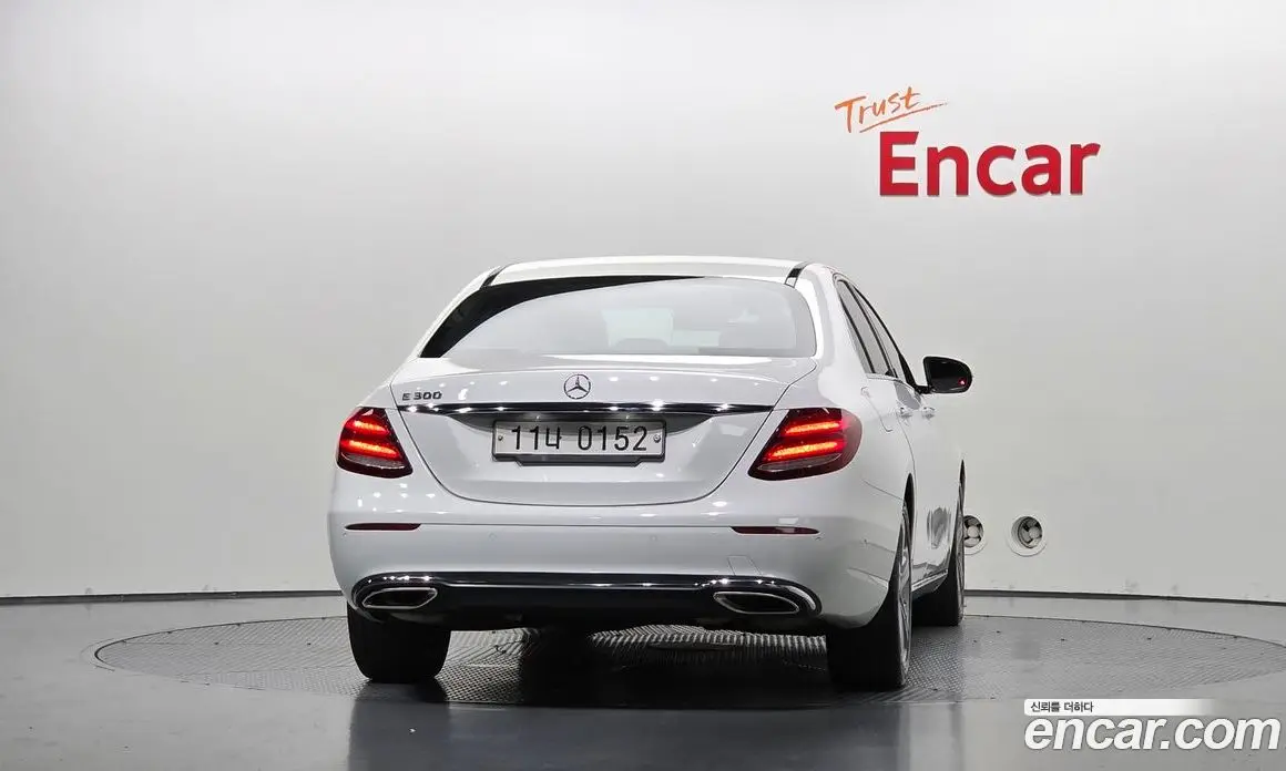 Mercedes-Benz E-Class 2017 2.0 АКПП, фото 3