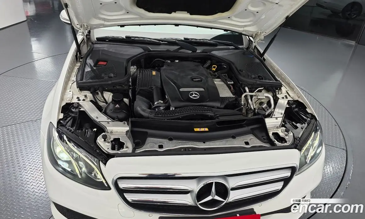 Mercedes-Benz E-Class 2017 2.0 АКПП, фото 5