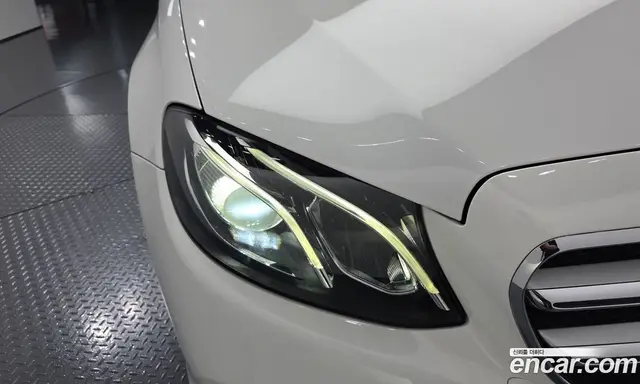 Mercedes-Benz E-Class 2017 2.0 АКПП, миниатюра 7