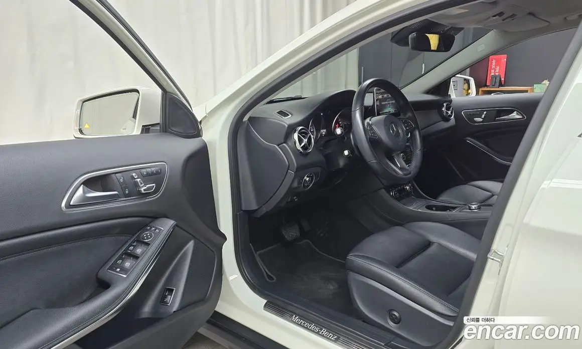 Mercedes-Benz GLA-Class 2017 2.0 АКПП, фото 12