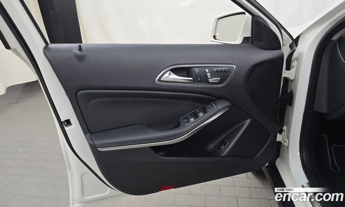 Mercedes-Benz GLA-Class 2017 2.0 АКПП, фото 13