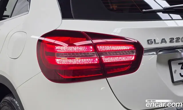 Mercedes-Benz GLA-Class 2017 2.0 АКПП, миниатюра 8