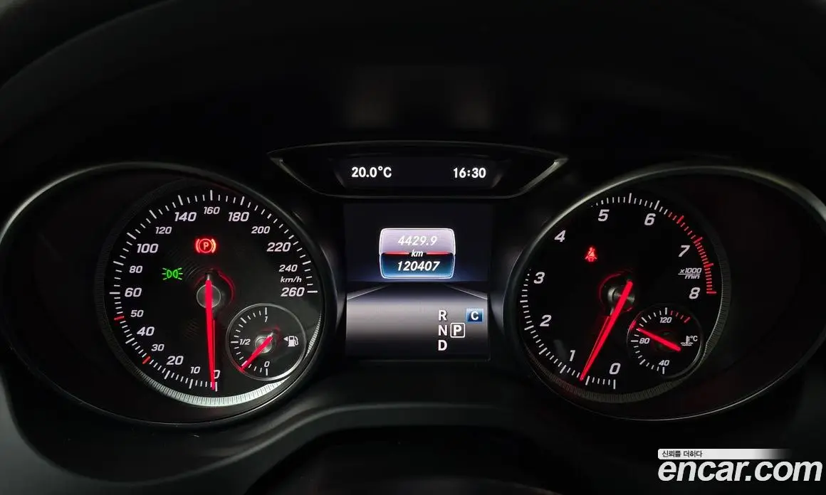 Mercedes-Benz GLA-Class 2017 2.0 АКПП, фото 10