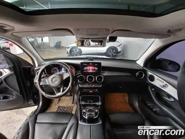 Mercedes-Benz GLC-Class 2018 2.0 АКПП, миниатюра 8 Mercedes-Benz GLC-Class 2018 2.0 АКПП, миниатюра 8