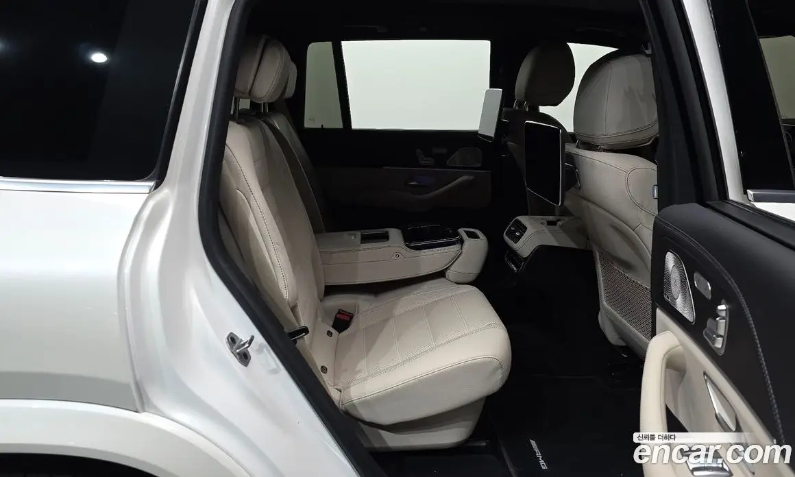 Mercedes-Benz GLS-Class 2024 4.0 АКПП, фото 11