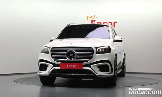 Mercedes-Benz GLS-Class 2024 4.0 АКПП, миниатюра 3