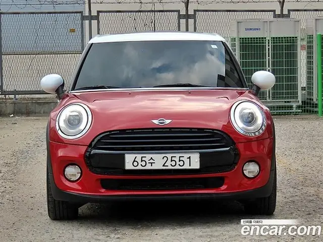 Mini Cooper 2017 1.5 АКПП, миниатюра 3