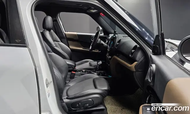 Mini Countryman 2018 2.0 АКПП, миниатюра 11 Mini Countryman 2018 2.0 АКПП, миниатюра 11