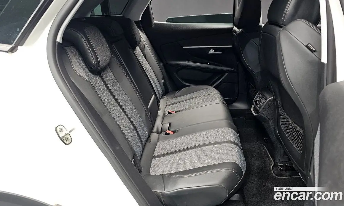 Peugeot 3008 2021 1.5 АКПП, фото 11
