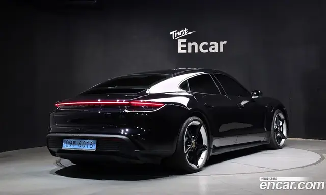 Porsche Taycan 2023 0.1 АКПП, миниатюра 2