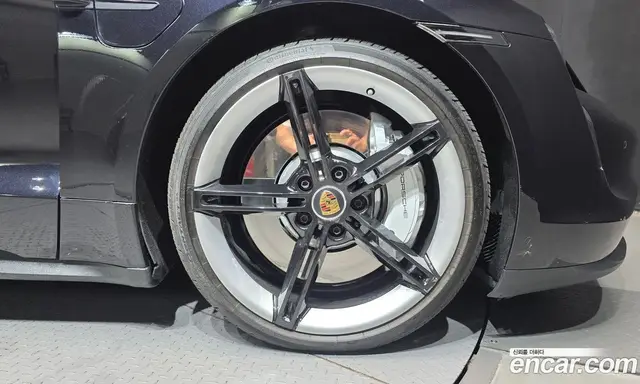 Porsche Taycan 2023 0.1 АКПП, миниатюра 7