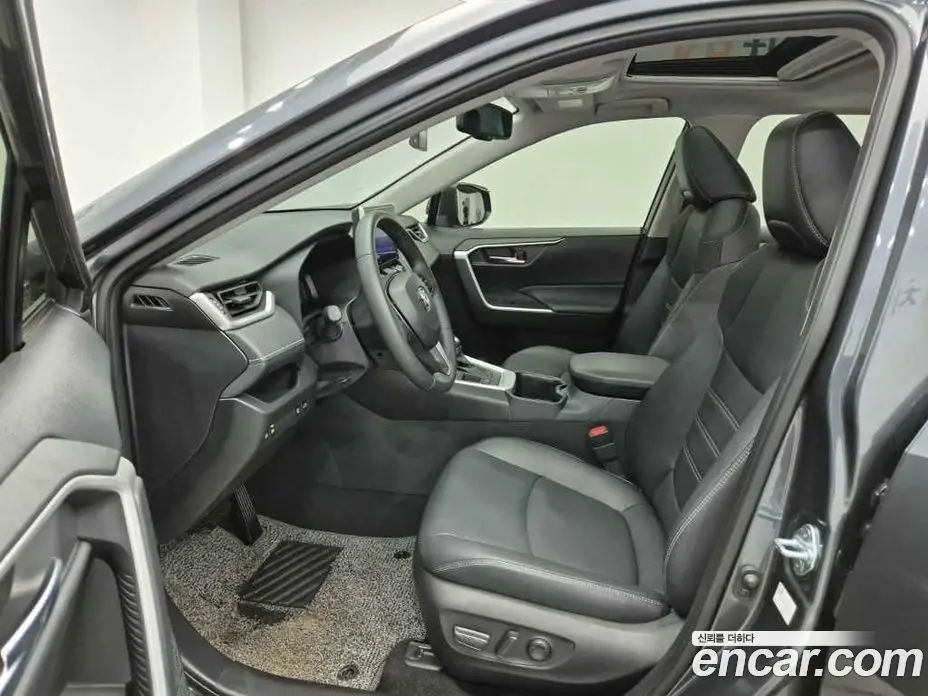 Toyota RAV4 2023 2.5 АКПП, фото 11 Toyota RAV4 2023 2.5 АКПП, фото 11