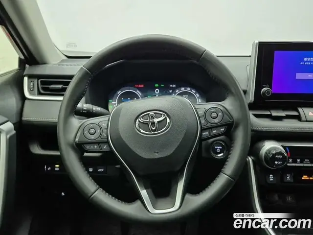 Toyota RAV4 2023 2.5 АКПП, миниатюра 9 Toyota RAV4 2023 2.5 АКПП, миниатюра 9