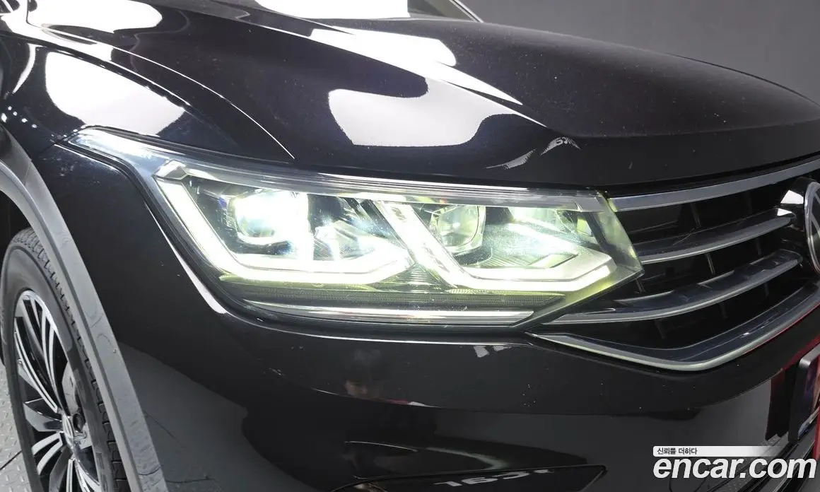 Volkswagen Tiguan 2021 2.0 АКПП, фото 8