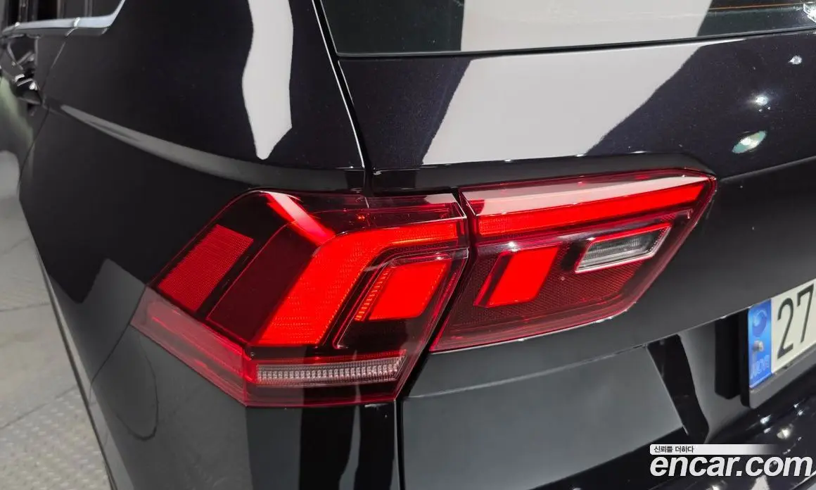 Volkswagen Tiguan 2021 2.0 АКПП, фото 9