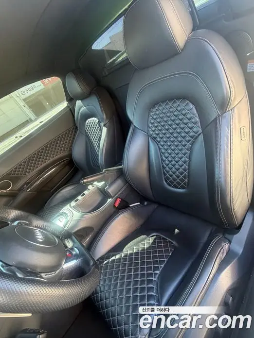 Audi R8 2015 5.2 АКПП, миниатюра 7
