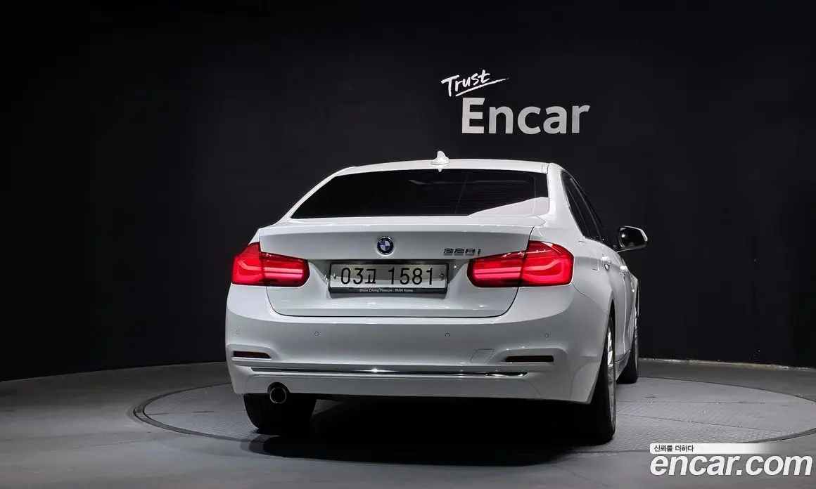 BMW 3 серия 2018 2.0 АКПП, фото 4