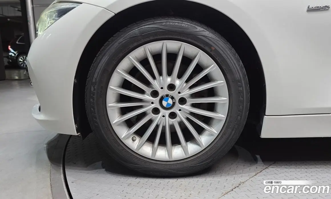 BMW 3 серия 2018 2.0 АКПП, фото 5
